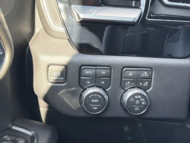 New 2026 Sterling Metallic GMC SLT image 29