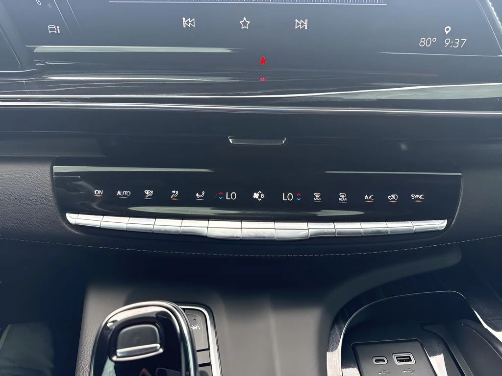 Used 2022 Black Cadillac Sport image 21