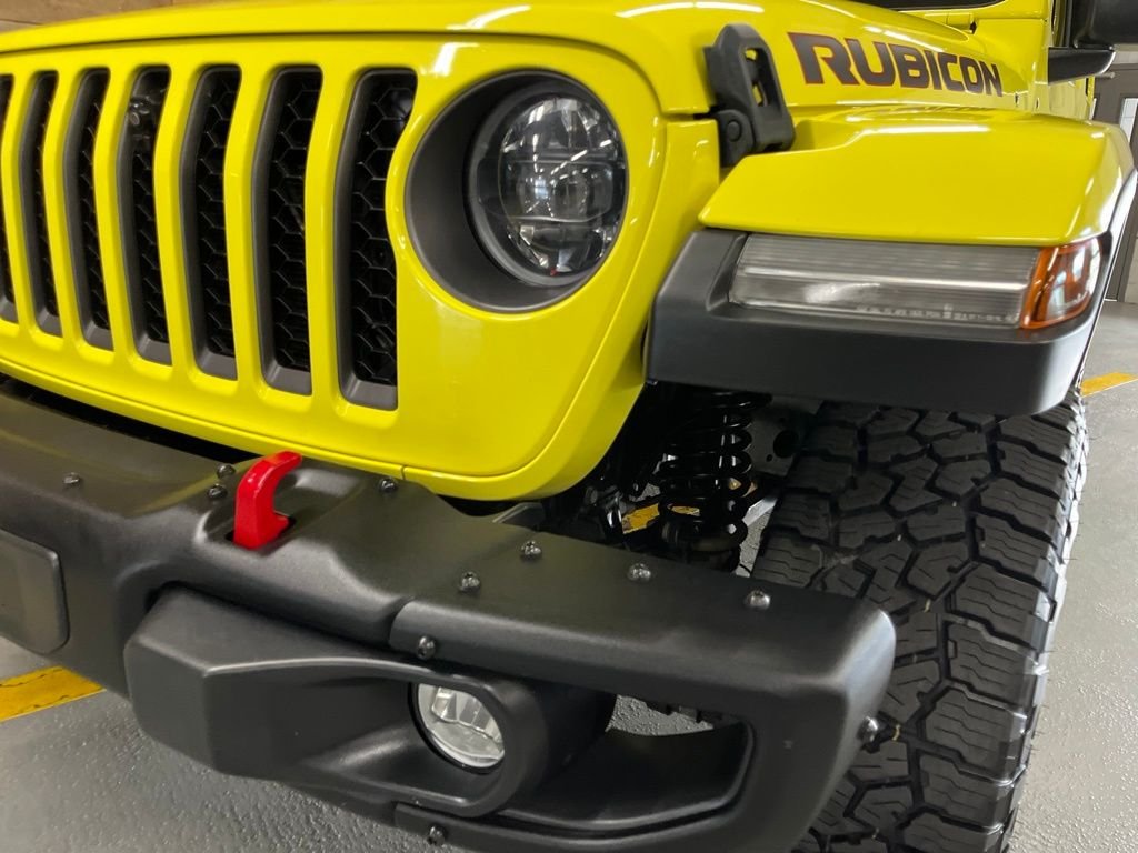 Used 2023 High Velocity Clearcoat Jeep Rubicon image 14
