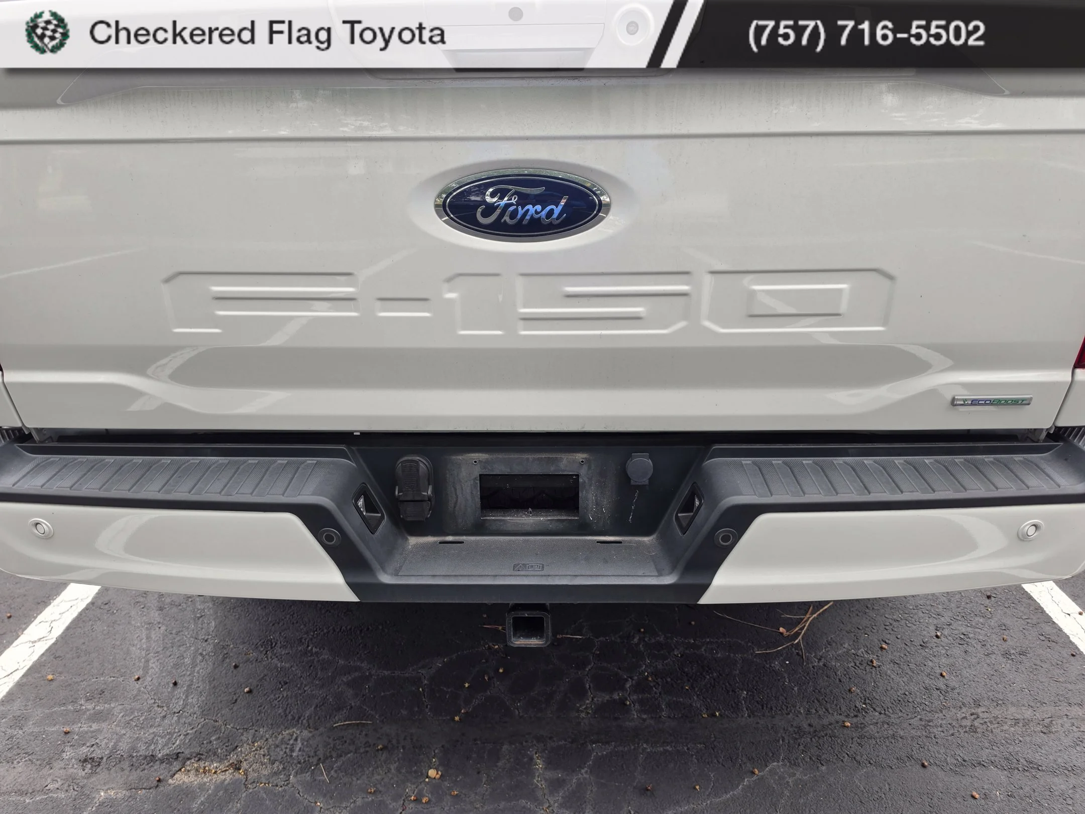 Used 2022 White Metallic Ford Lariat image 8
