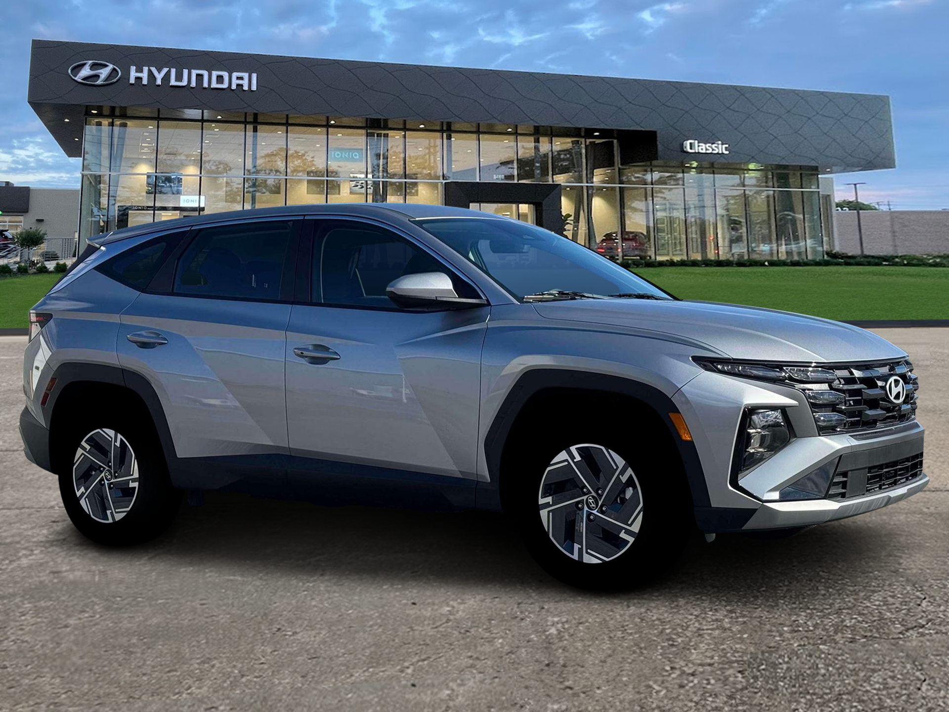 New 2026 Shimmering Silver Metallic Hyundai Blue SE image 10