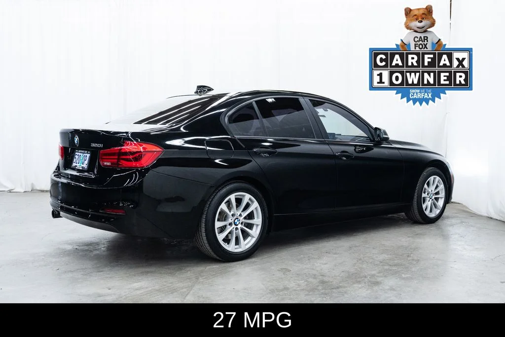 Used 2017 Black BMW 320i image 6