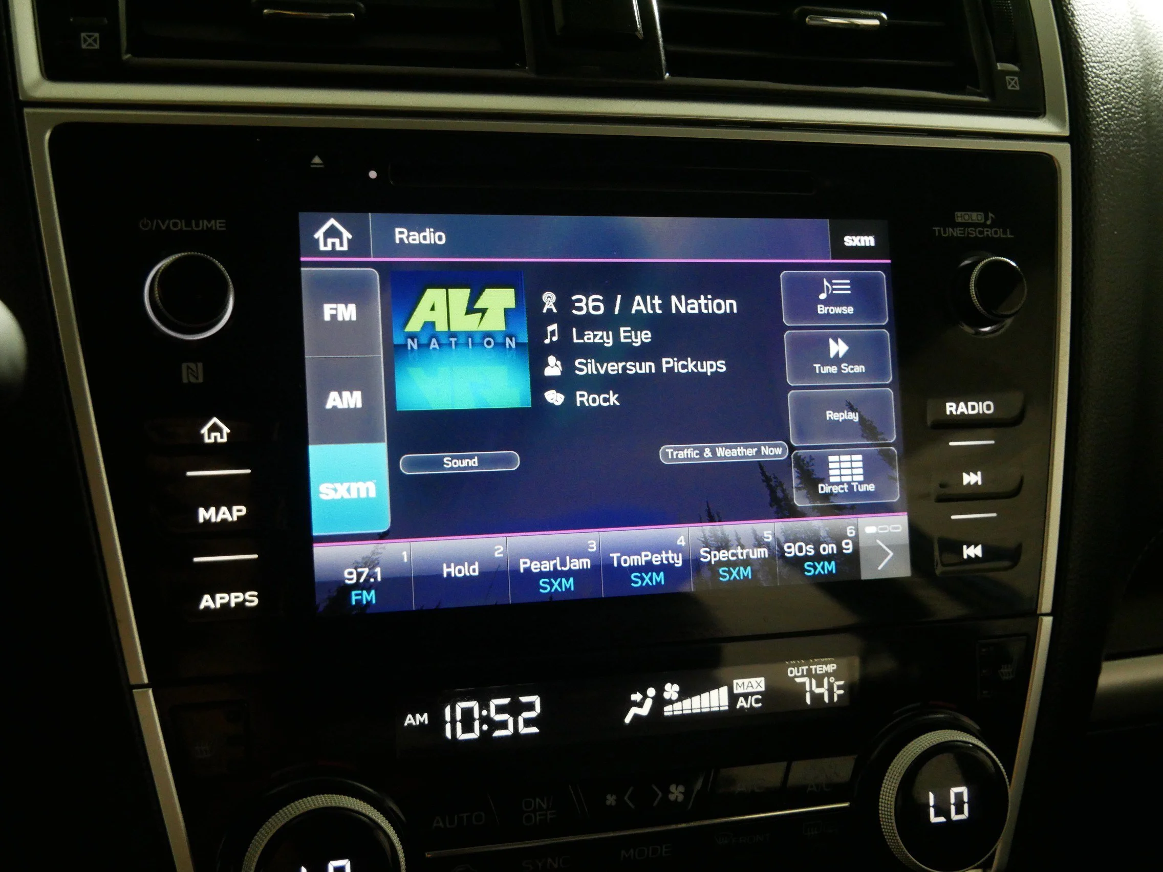 Used 2019 Abyss Blue Pearl Subaru Limited image 22