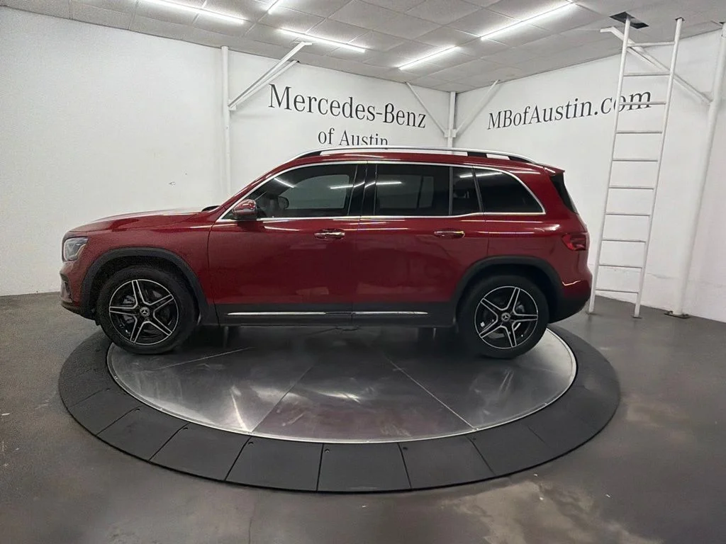 New 2026 Red Mercedes-Benz GLB 250 image 4