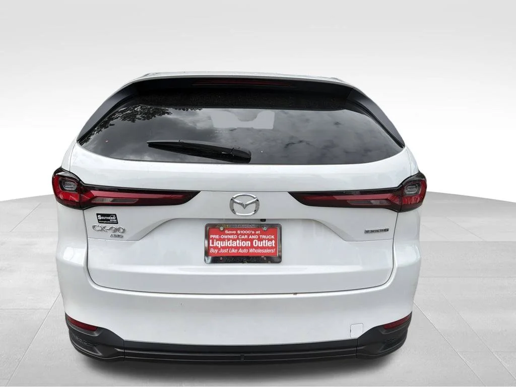 Used 2026 White Mazda 3.3 Turbo Select image 7