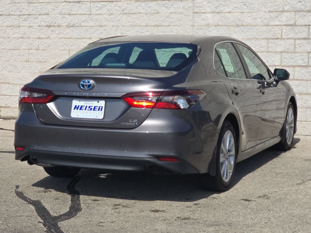 2023 Toyota Camry LE - Photo 13