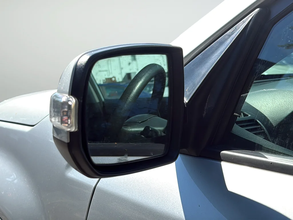 Used 2014 Silver Kia LX image 10