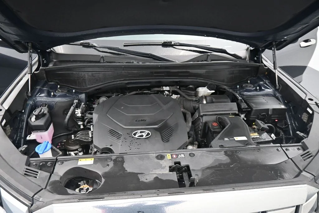 Used 2024 White Hyundai Calligraphy image 18