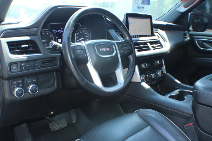 Used 2021 WHITE FROST TRICOAT GMC SLT image 9