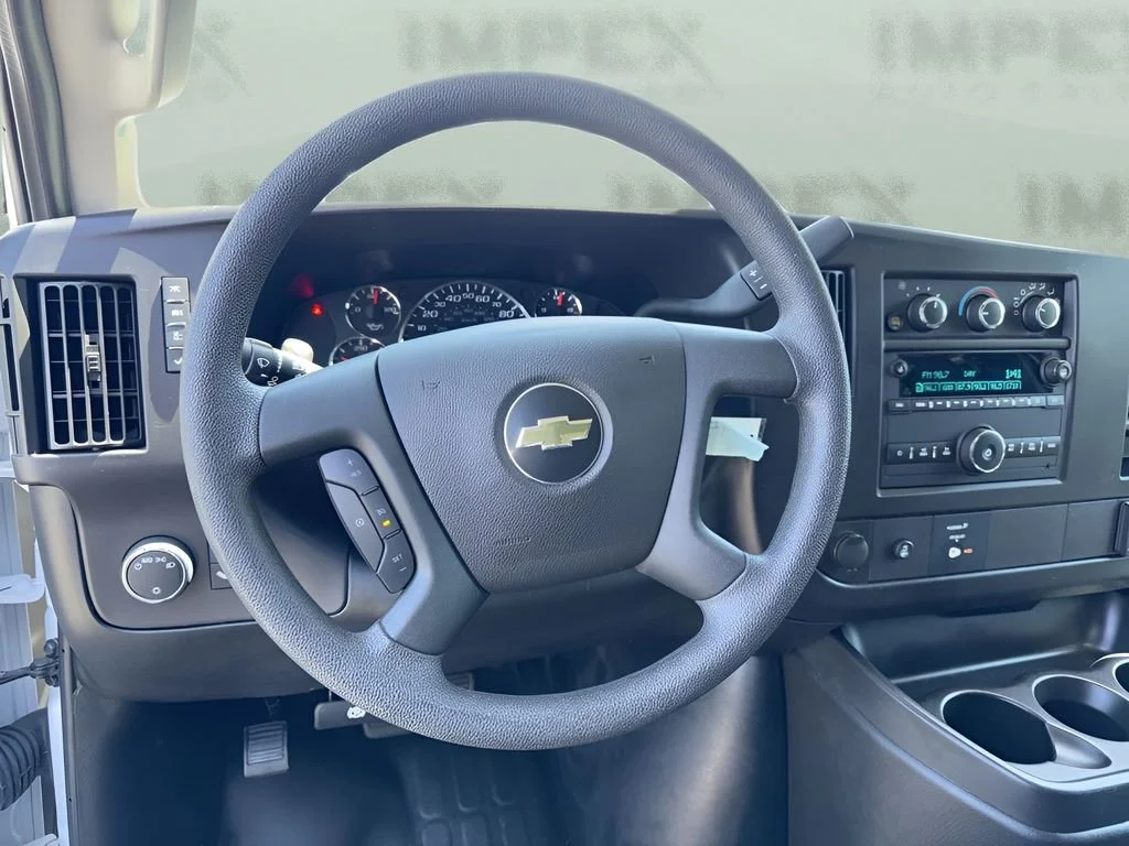 Used 2024 Summit White Chevrolet WT image 24