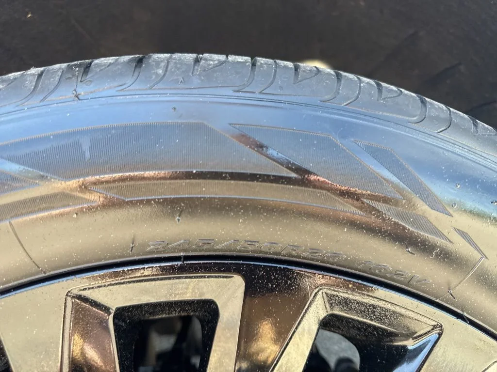 Used 2025  Hyundai Calligraphy Night Edition image 37