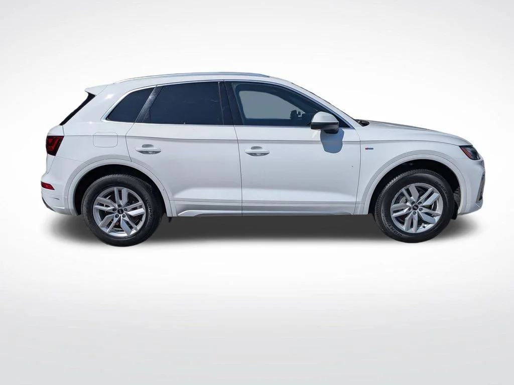 Used 2023 White Audi 45 S line Premium image 2