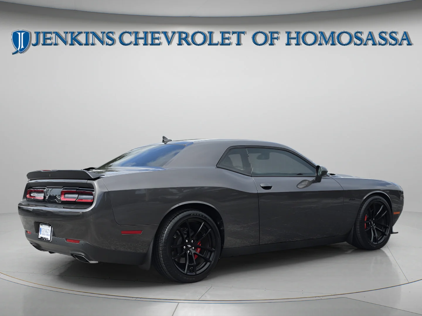 Used 2023 Granite Pearlcoat Dodge R/T image 4