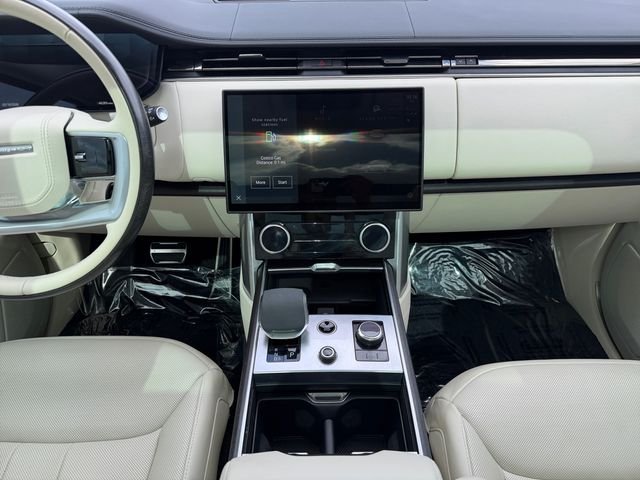 Certified Used 2023 Fuji White Land Rover SE image 15