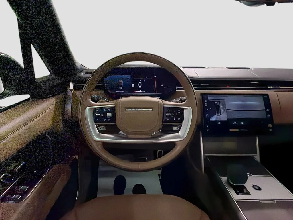 Certified Used 2025 British Racing Green SV Bespoke Ultra Met Gloss Land Rover Autobiography image 23