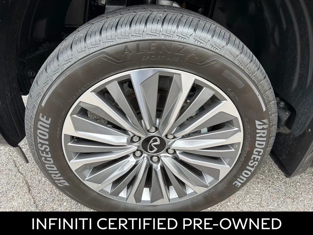 Certified Used 2026 Black Obsidian INFINITI LUXE image 15