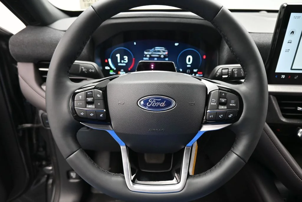 New 2026 Carbonized Gray Metallic Ford Platinum image 14