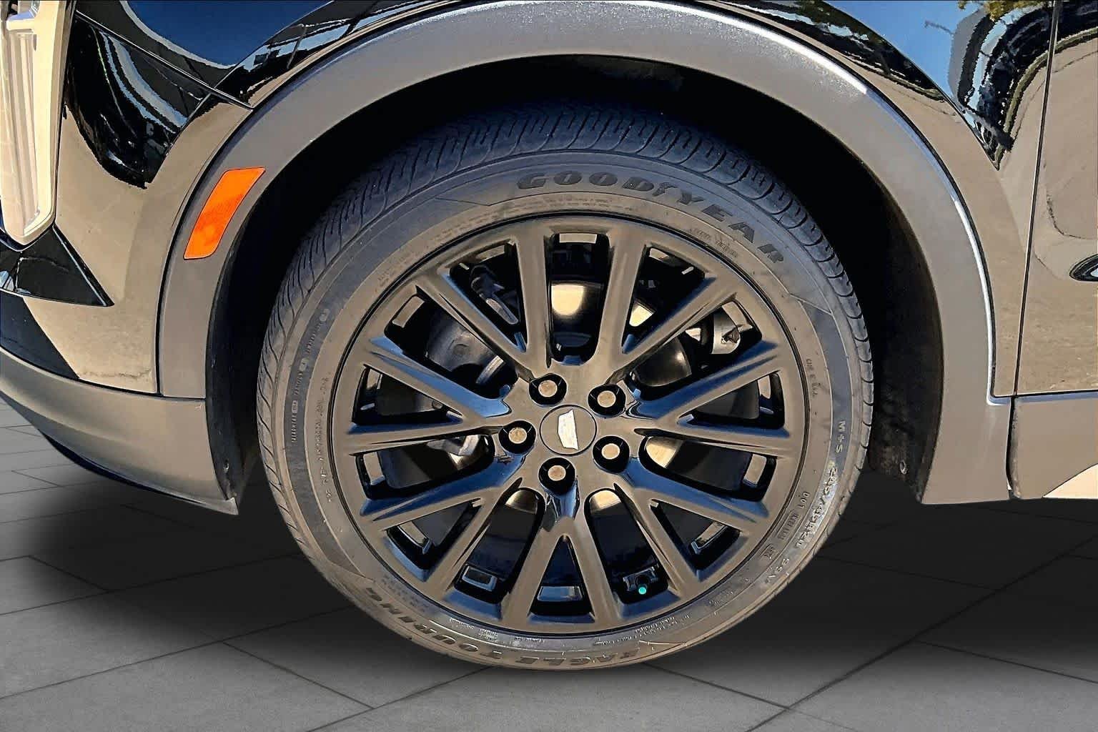 Used 2022 Stellar Black Metallic Cadillac FWD Premium Luxury image 9