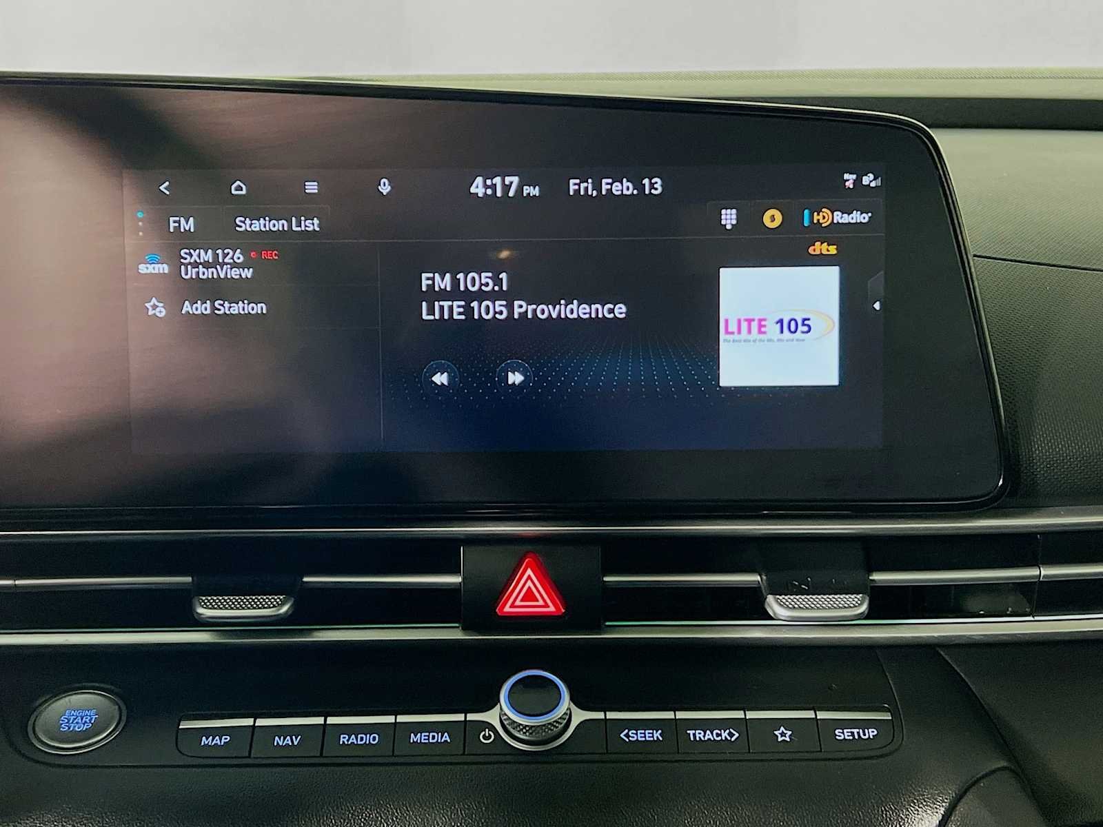 Used 2025 Abyss Black Hyundai SEL Convenience image 15