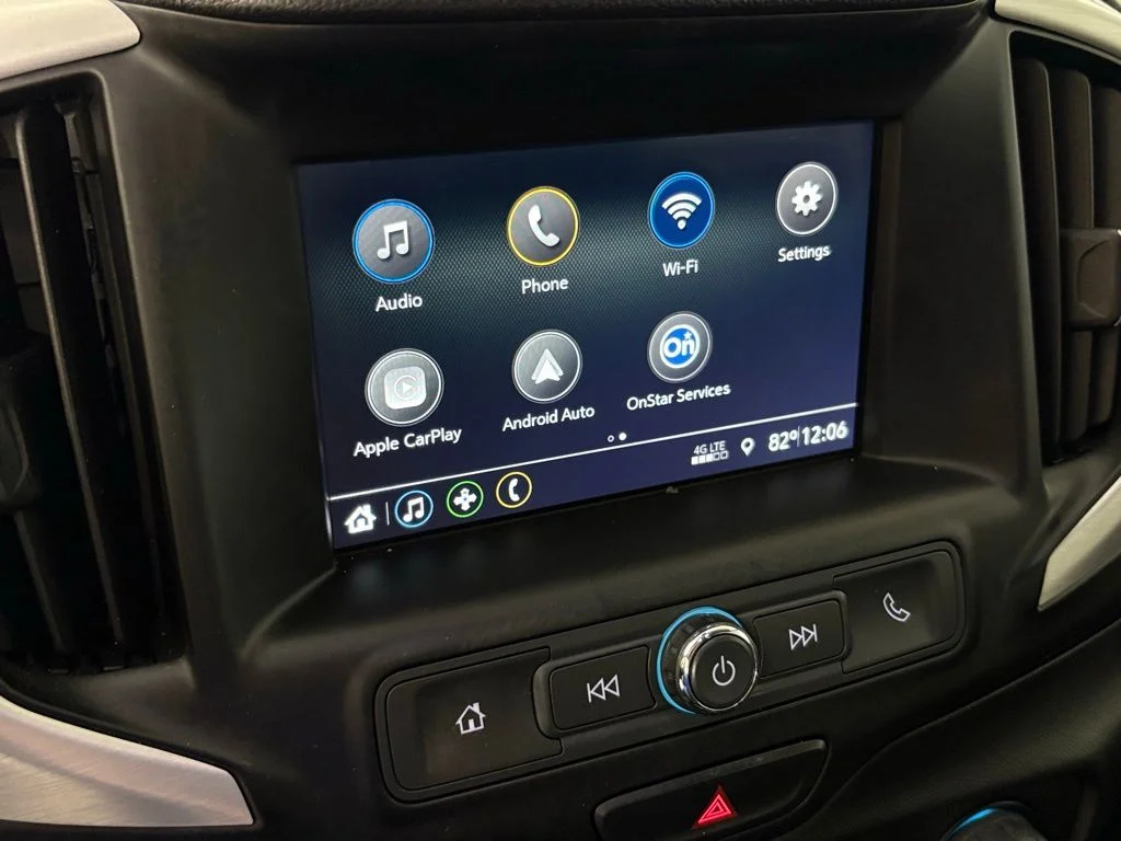 Used 2019 Black GMC SLE image 23