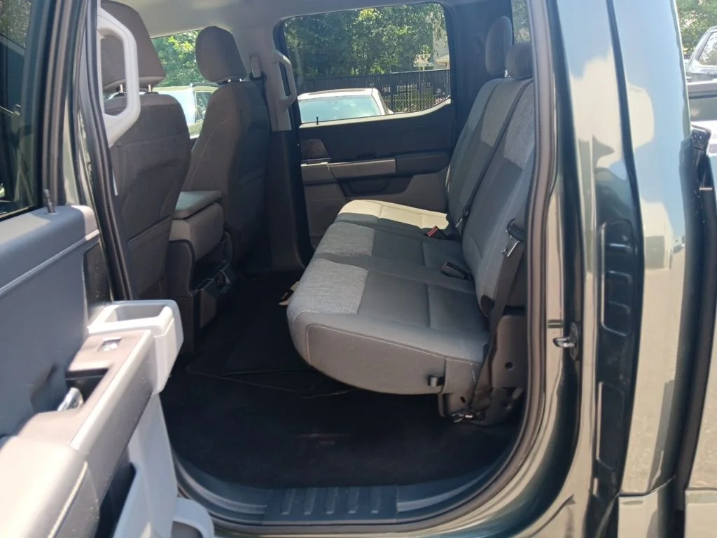Used 2021 Guard Metallic Ford XLT image 31
