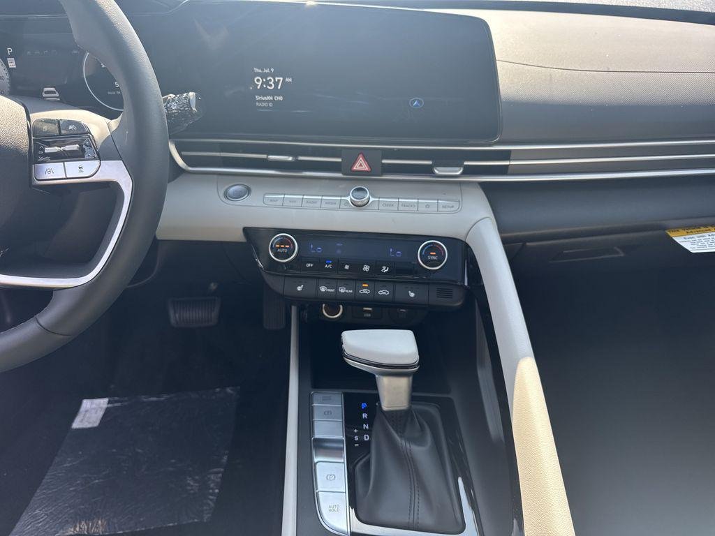 New 2026 White Hyundai Limited image 27