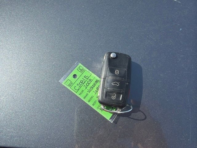 Used 2008  Volkswagen SE image 8
