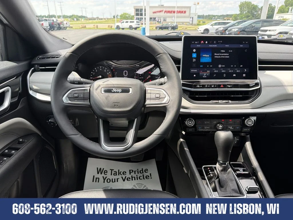 Used 2025 White Jeep Limited image 13