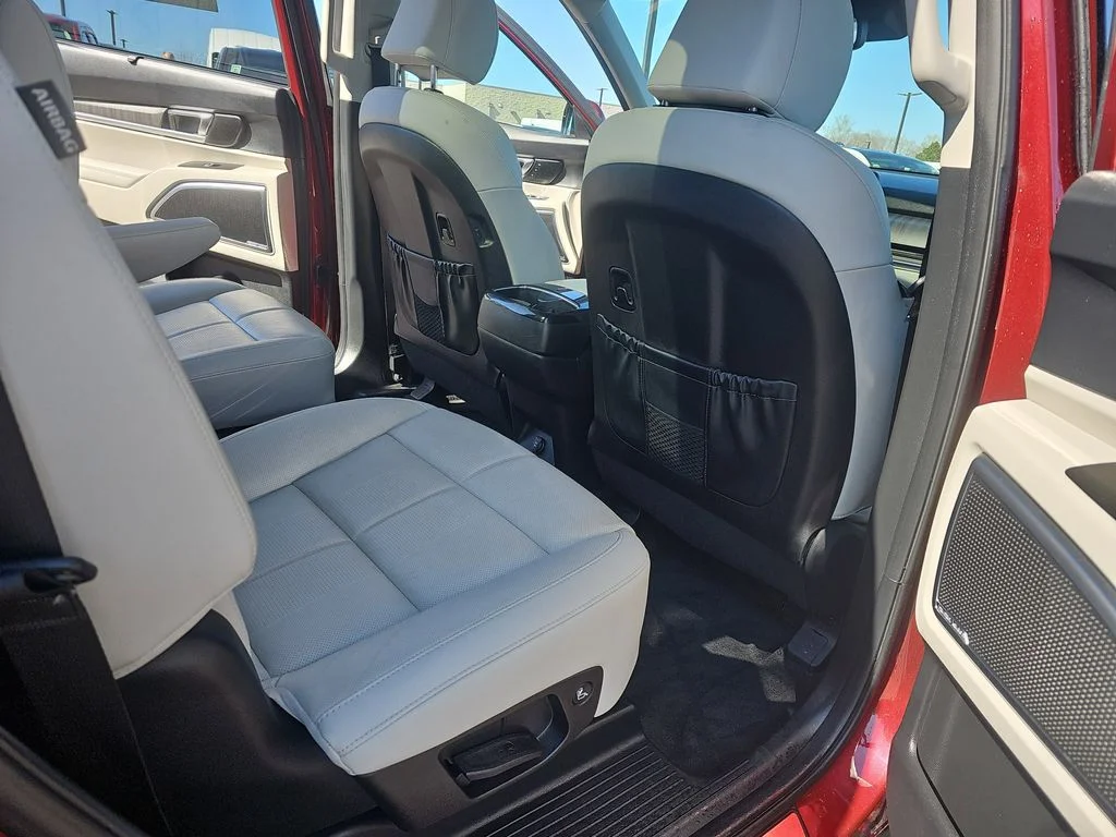 Used 2023 Red Kia SX image 11