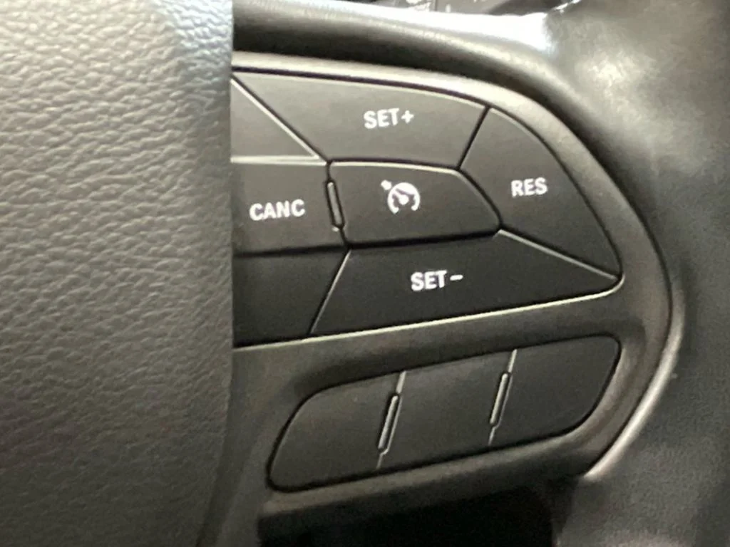 Used 2019 White Jeep Trailhawk image 34