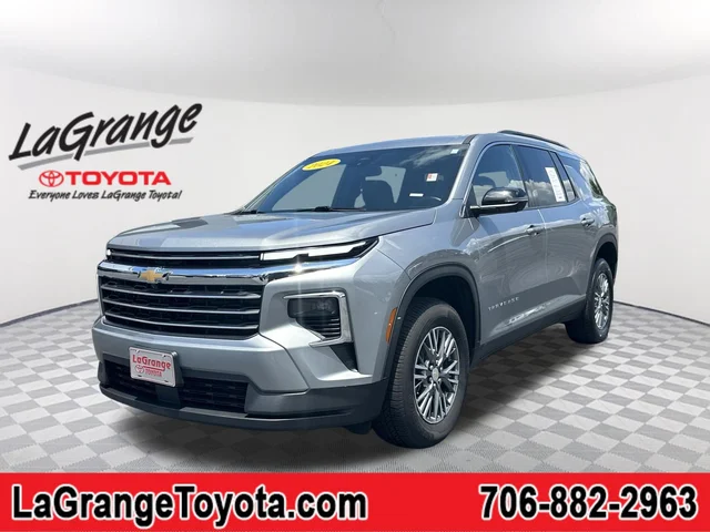 2024 Chevrolet Traverse LT