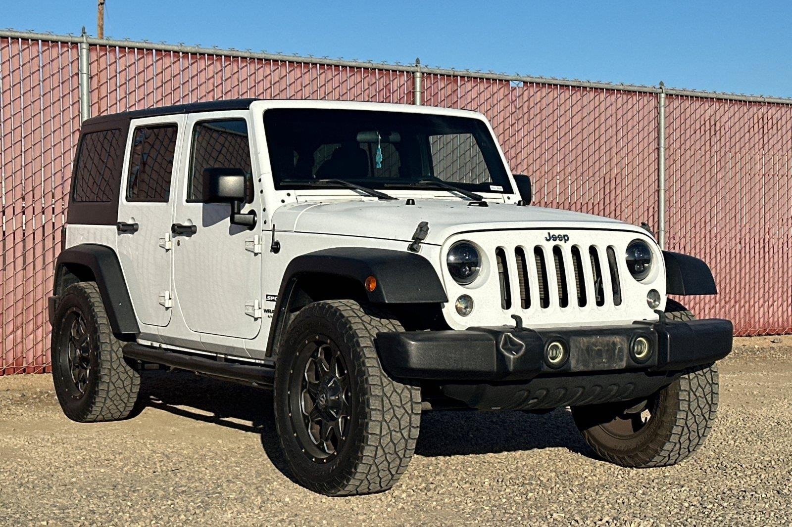 Used 2015 Bright White Clearcoat Jeep Sport image 2