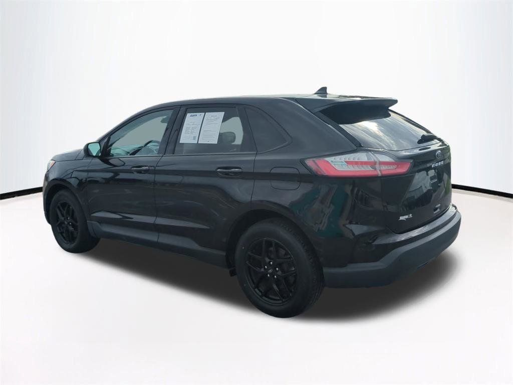 2021 Ford Edge SE - Photo 7