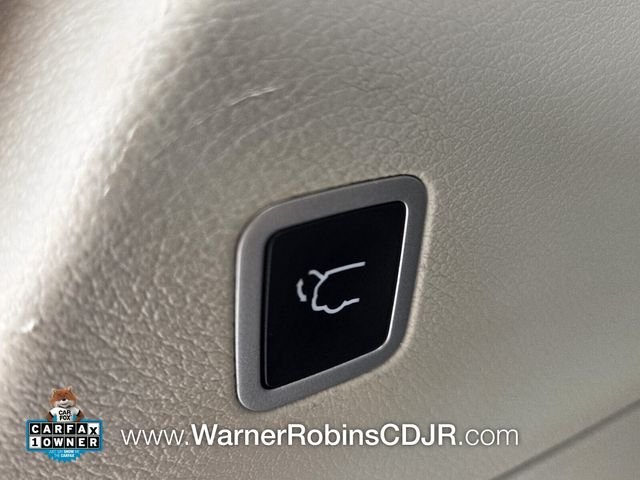 Used 2023 White Chrysler Touring L image 15