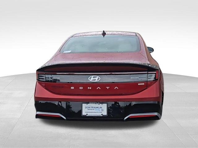 2025 Hyundai Sonata Hybrid SEL - Photo 8