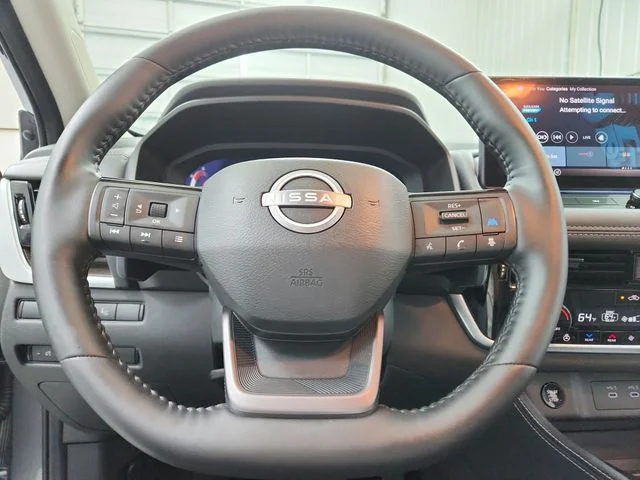 Used 2026 Gray Nissan Platinum image 25