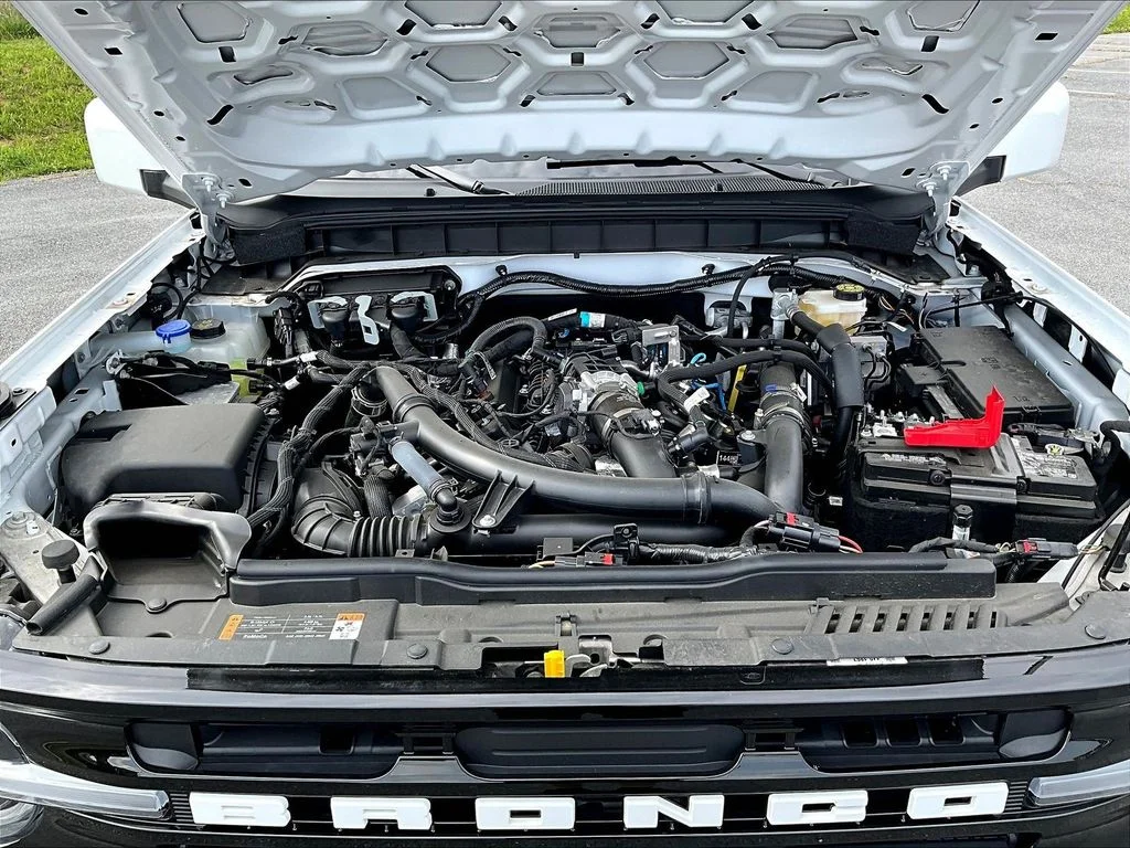 New 2025 Oxford White Ford Outer Banks® image 11
