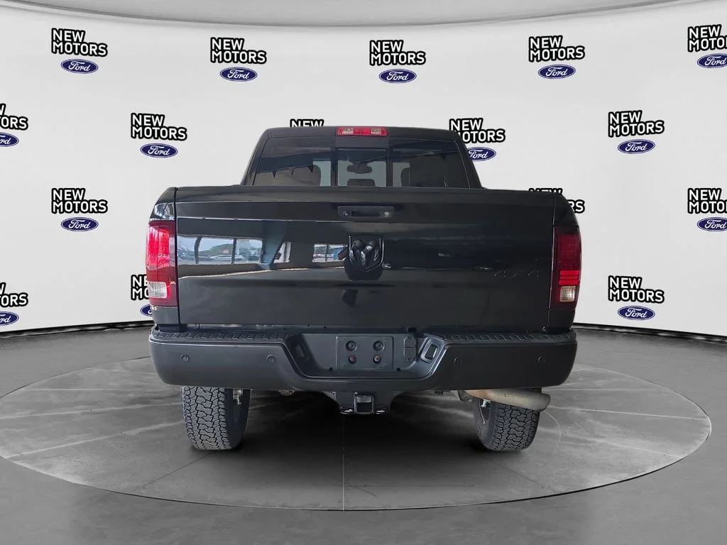 Used 2018 Brilliant Black Crystal Pearlcoat Ram Laramie image 3