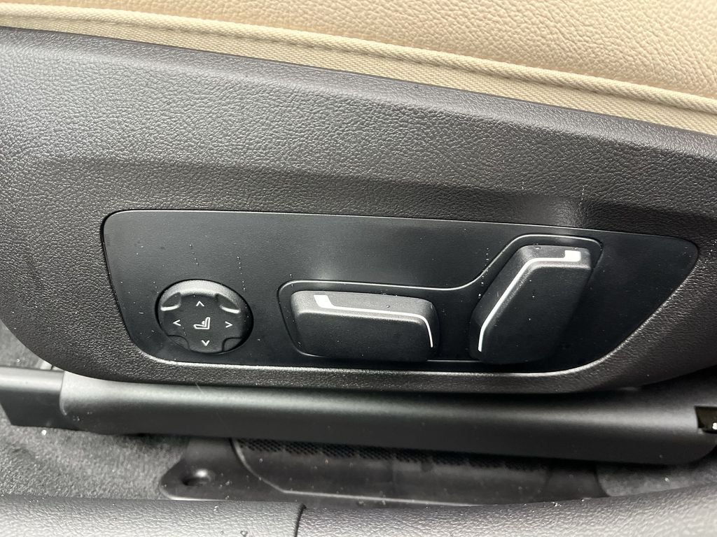 Used 2026 Gray BMW 330i xDrive image 12