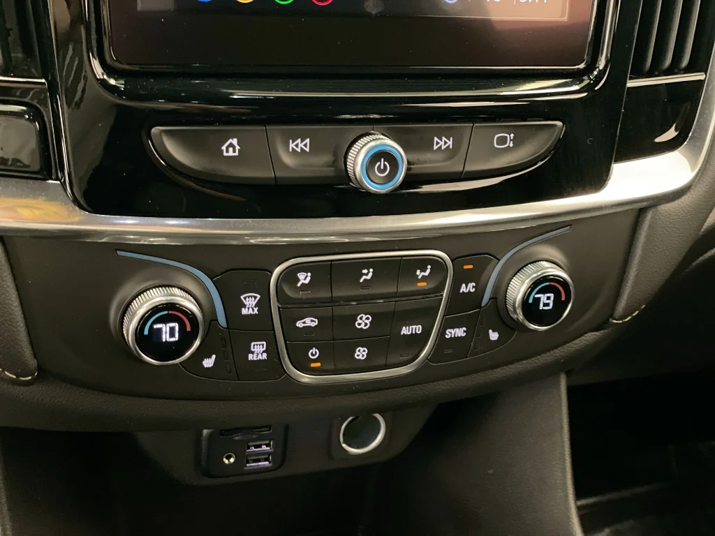 Used 2023 Sterling Gray Metallic Chevrolet LT Leather image 18