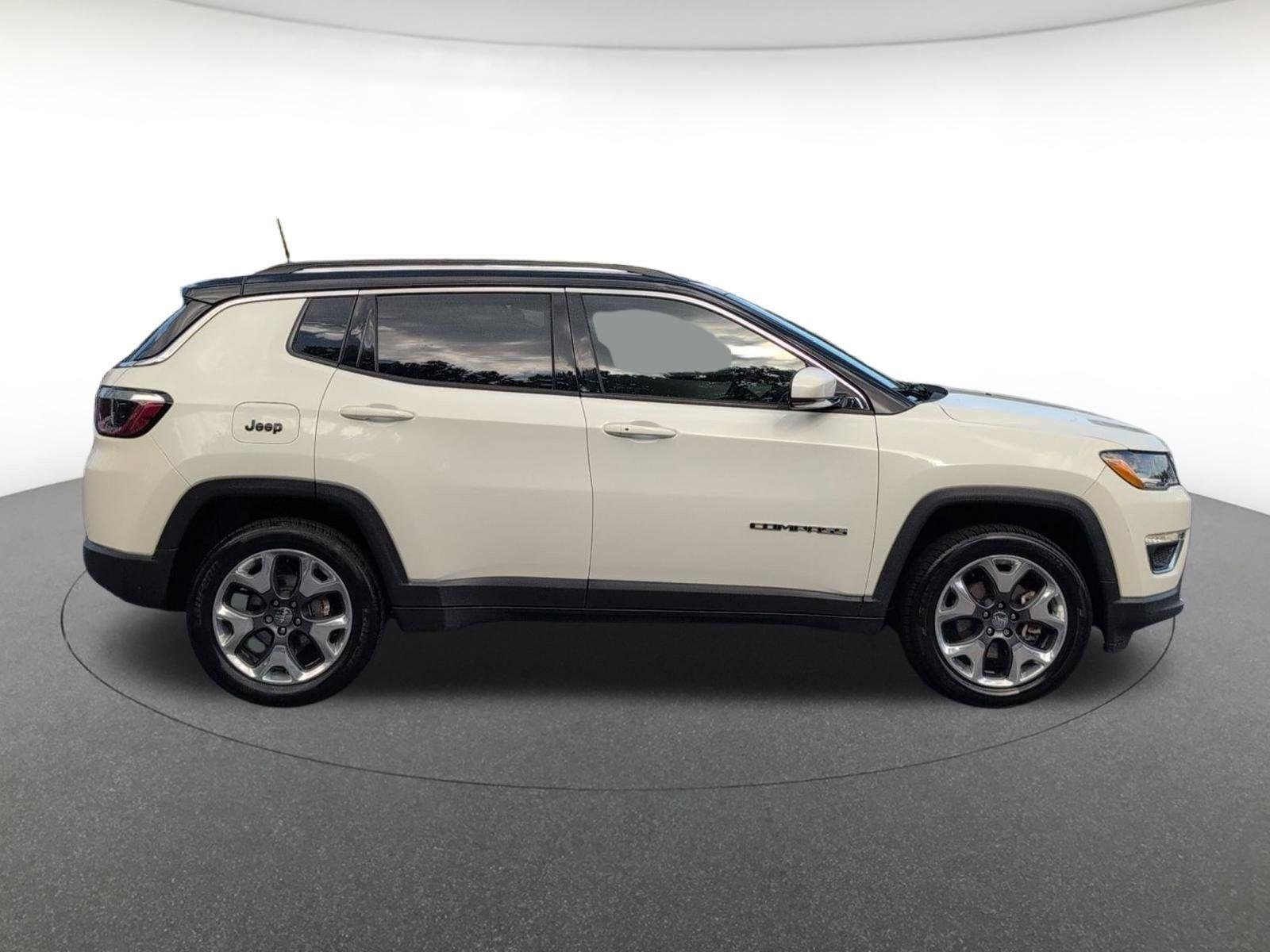 Used 2021 White Clearcoat Jeep Limited image 10