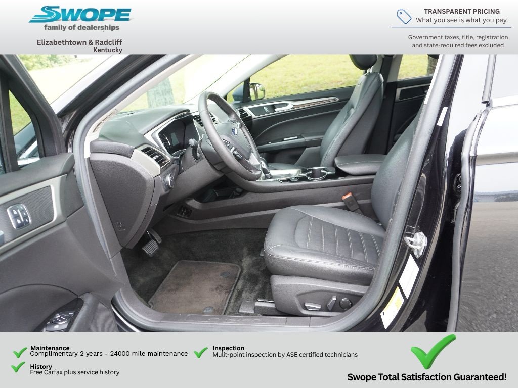 Used 2015 Tuxedo Black Ford SE image 12