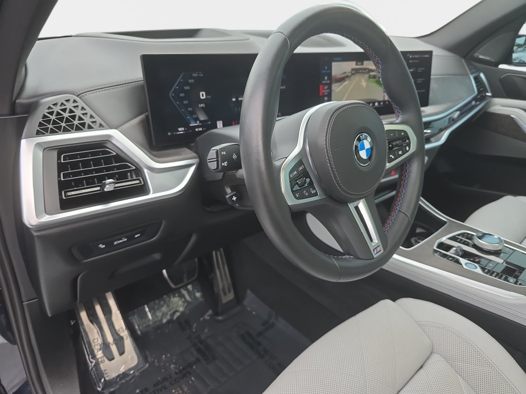 Certified Used 2025 Carbon Black Metallic BMW M60i image 23