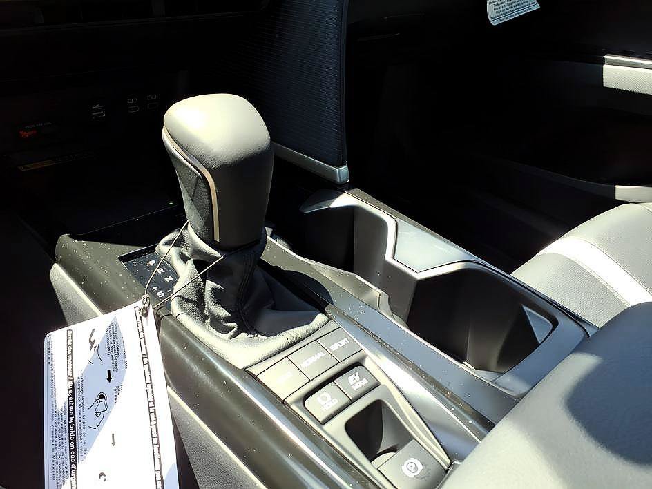 New 2026 Ice Cap Toyota SE image 13