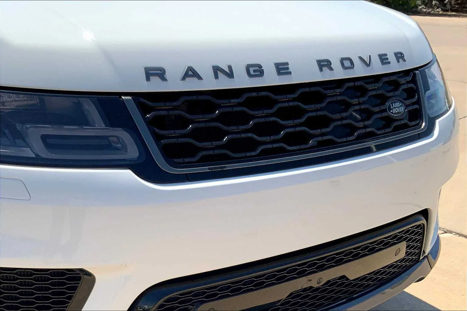 Used 2021 Fuji White Land Rover HSE Silver Edition image 58