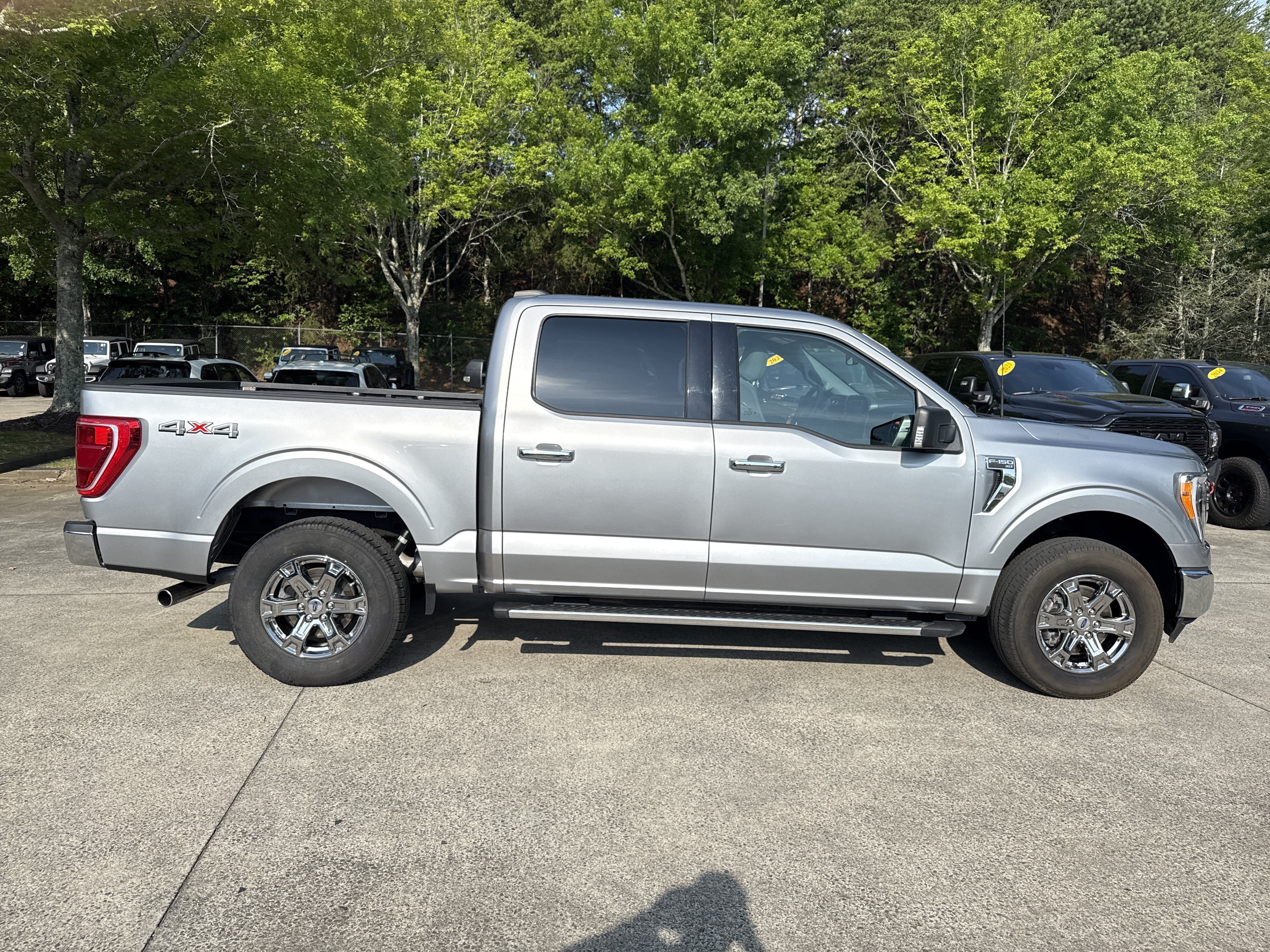 Used 2023 Silver Metallic Ford XLT image 8