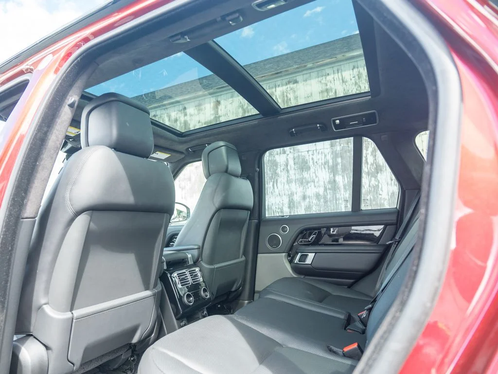 Used 2020 Red Land Rover HSE image 32