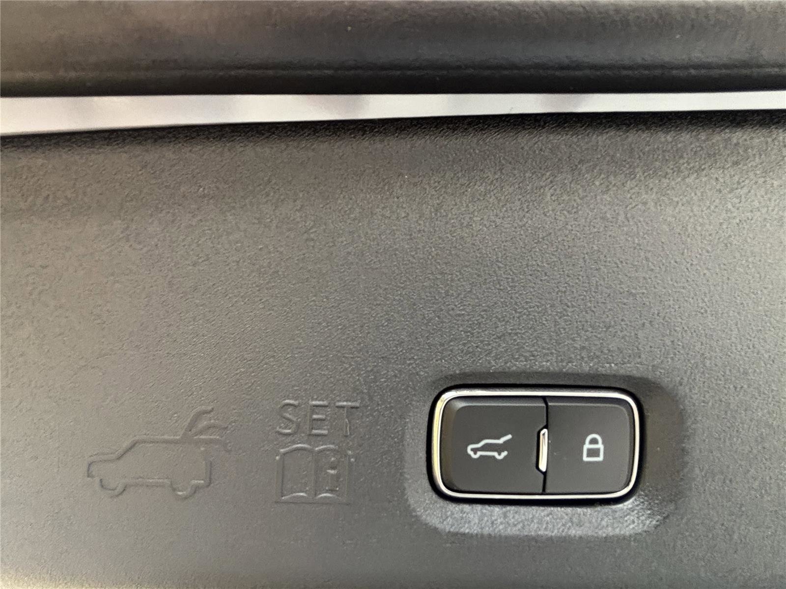 2025 Ford Expedition Tremor - Photo 16