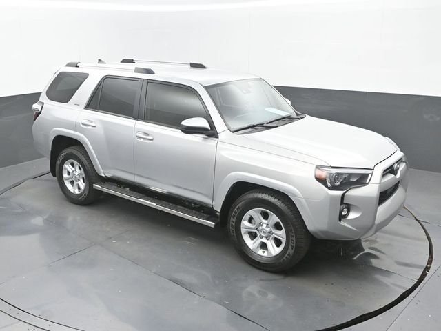 Used 2022 Classic Silver Metallic Toyota SR5 image 29