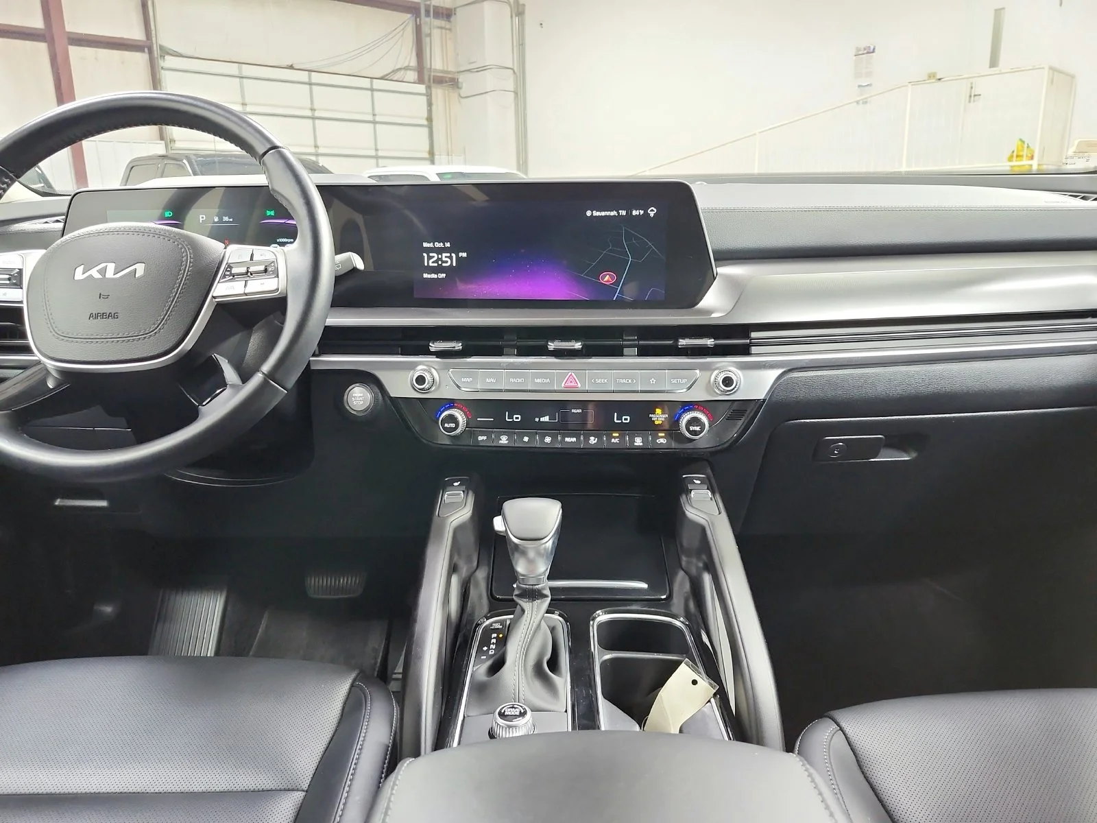 Used 2025  Kia S image 25